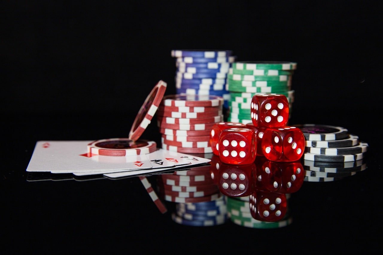 Mobile app interface showing VIP Roulette table lobby